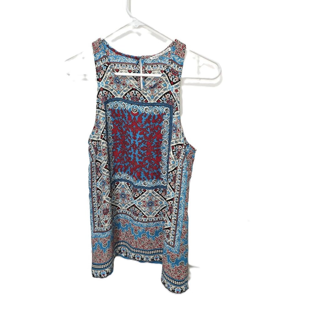 Violet and Claire Sleeveless Blouse Size Medium